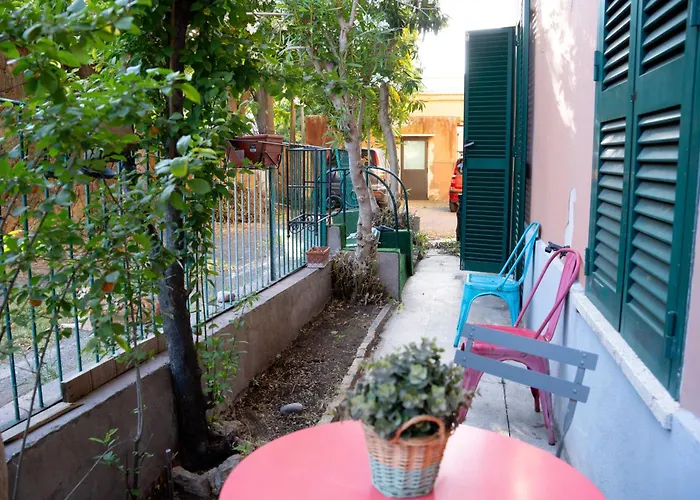 La Casa Che Accoglie Rom