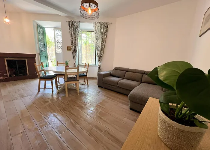 La Casa Che Accoglie Apartment Rom